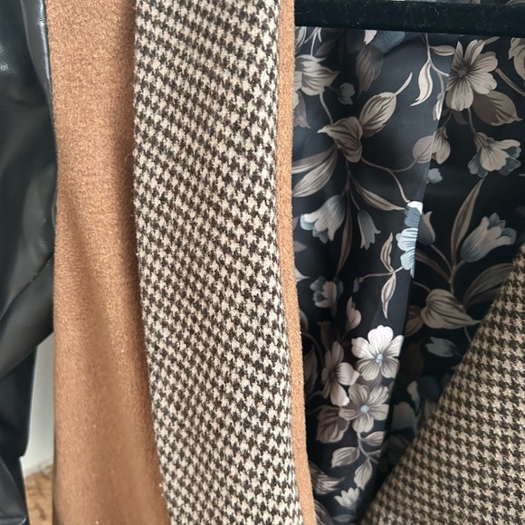 Pink Martini Classic Jacket - Picture 3 of 4